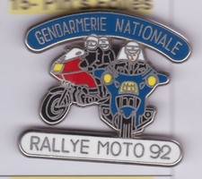 MO4 *Pin's Folies ** Motorcycle Motorcycle National Gendarmerie Rallye 92