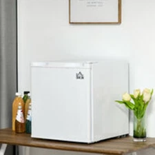 Homcom 46L Portable Fridge, Removable Shelf, Adjustable Temperature, 44.5x46.