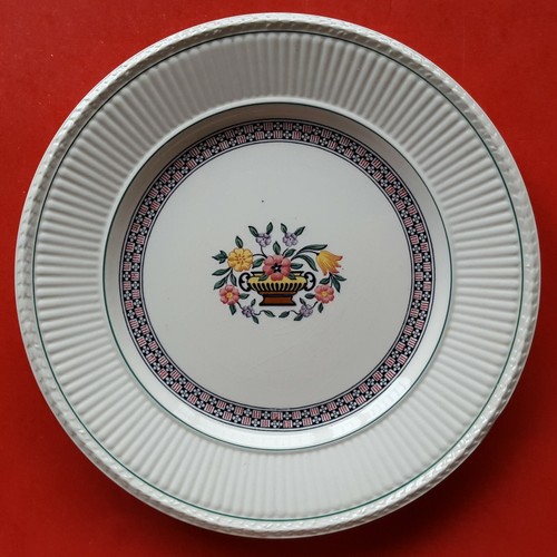 4 Antique Wedgwood England 'Trentham' Red A6770 9" Luncheon Plates. Flower Urn - Bild 6 von 12