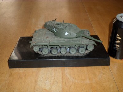 US Army M-41 Walker Bulldog, Plastic Tank, 21st Century Toys (1:32