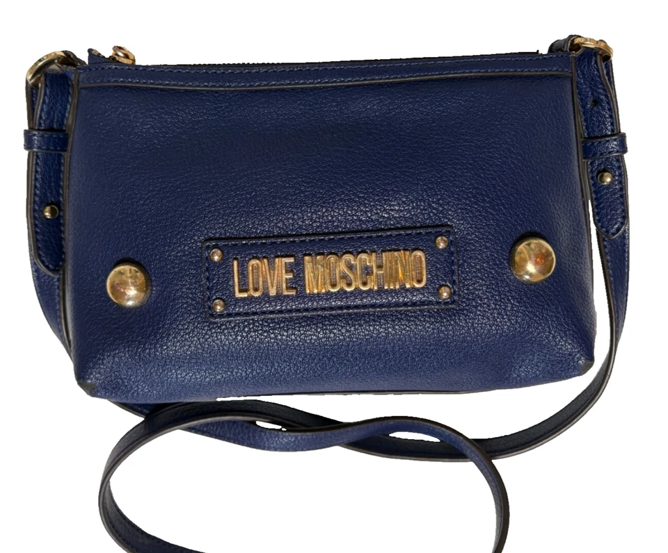 LOVE MOSCHINO Navy Blue Pebble Leather Zip Closure Travel Strap Shoulder Bag - Image 4 of 4
