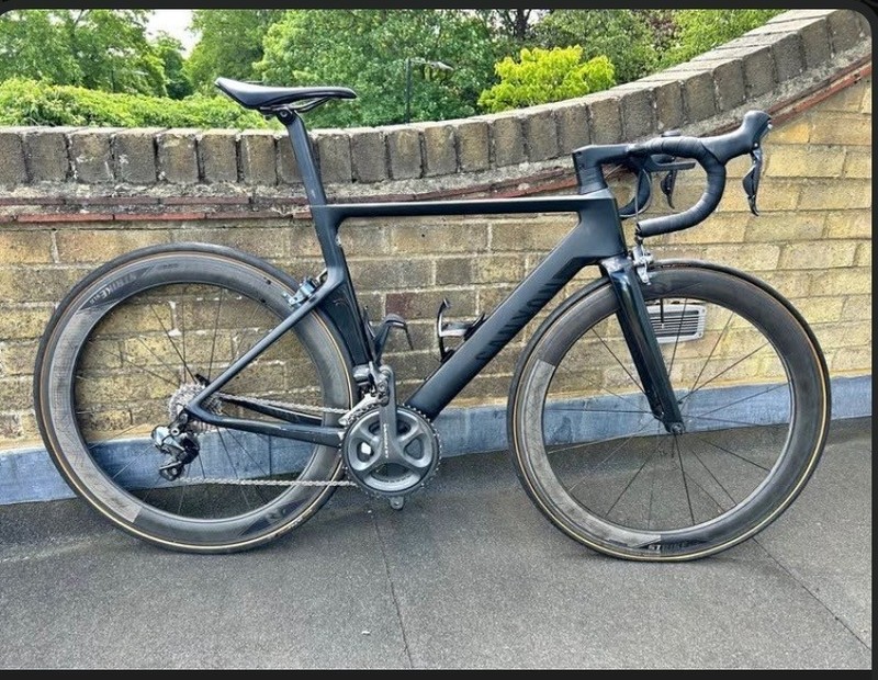 Canyon Aeroad SF SLX Carbon Aero Bike + Reynolds Strike SLG, Aero Cockpit Size M