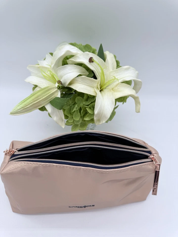 Bolsa de Maquillaje Cosmética Doble Cremallera Lancome 10 1/4" X 5 3/4" Foto 4 de 4