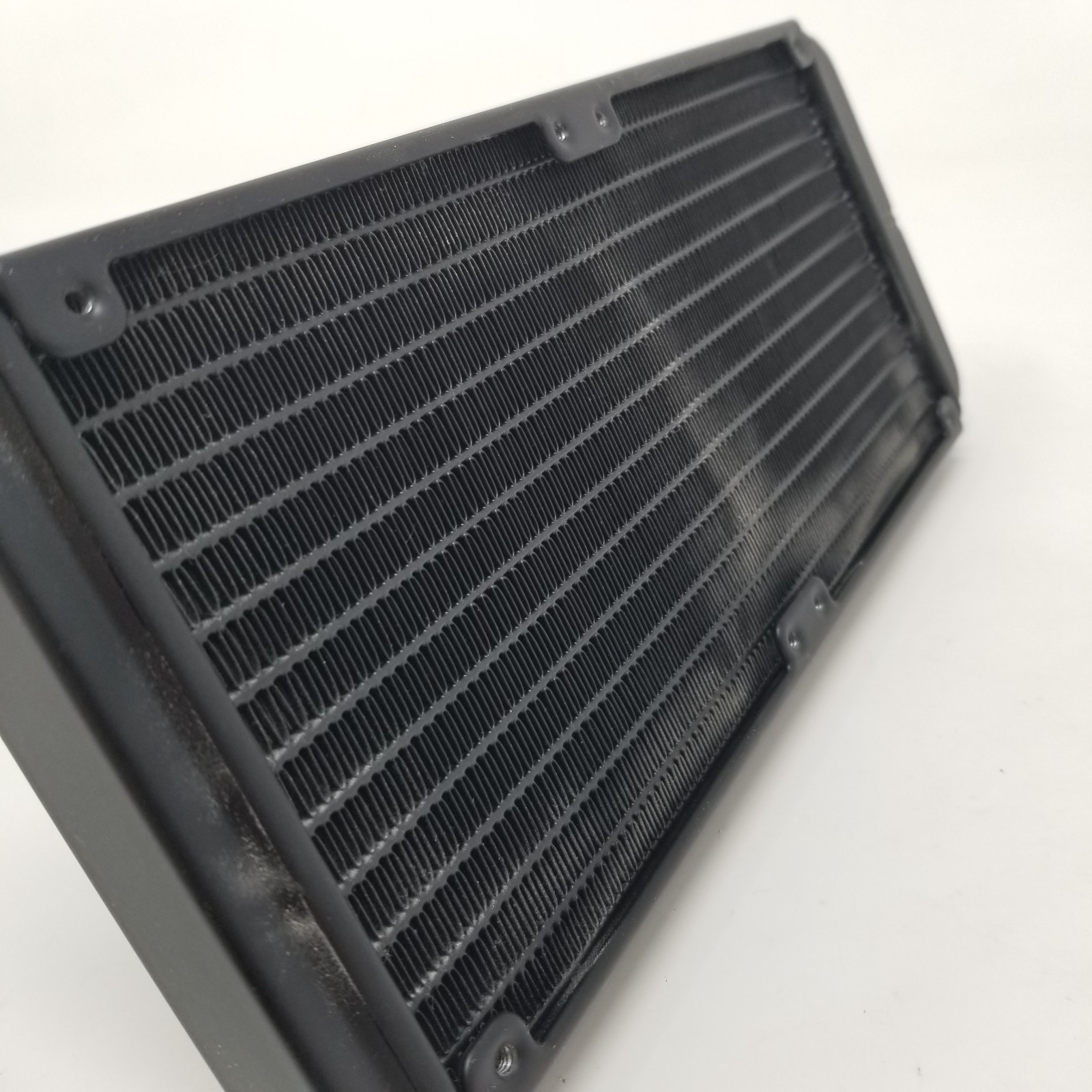 Enermax Liquid CPU Cooler *No fans included*