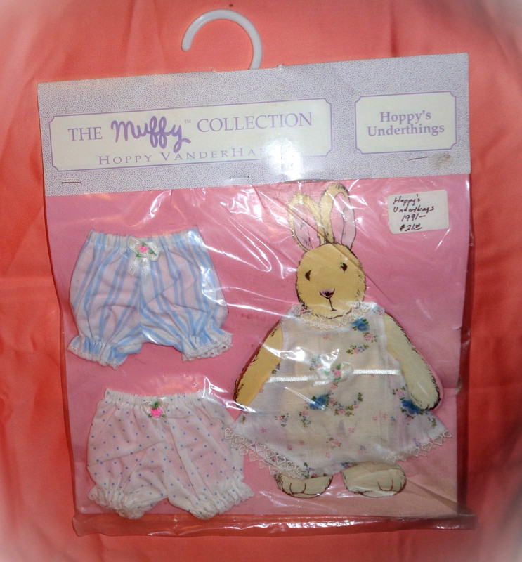 NEW IN PACKAGE HOPPY'S UNDERTHINGS-MUFFY VANDERBEAR/VANDERHARE COLLECTION!