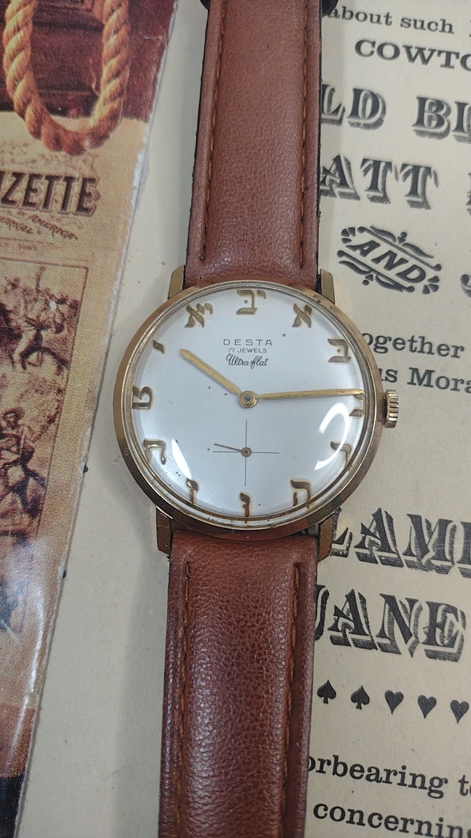 Vintage Men's Desta Super Flat 10k Pleated Wristwatch w/ Hebrew