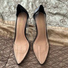 Chinese Laundry  Romance Pump Size 5
