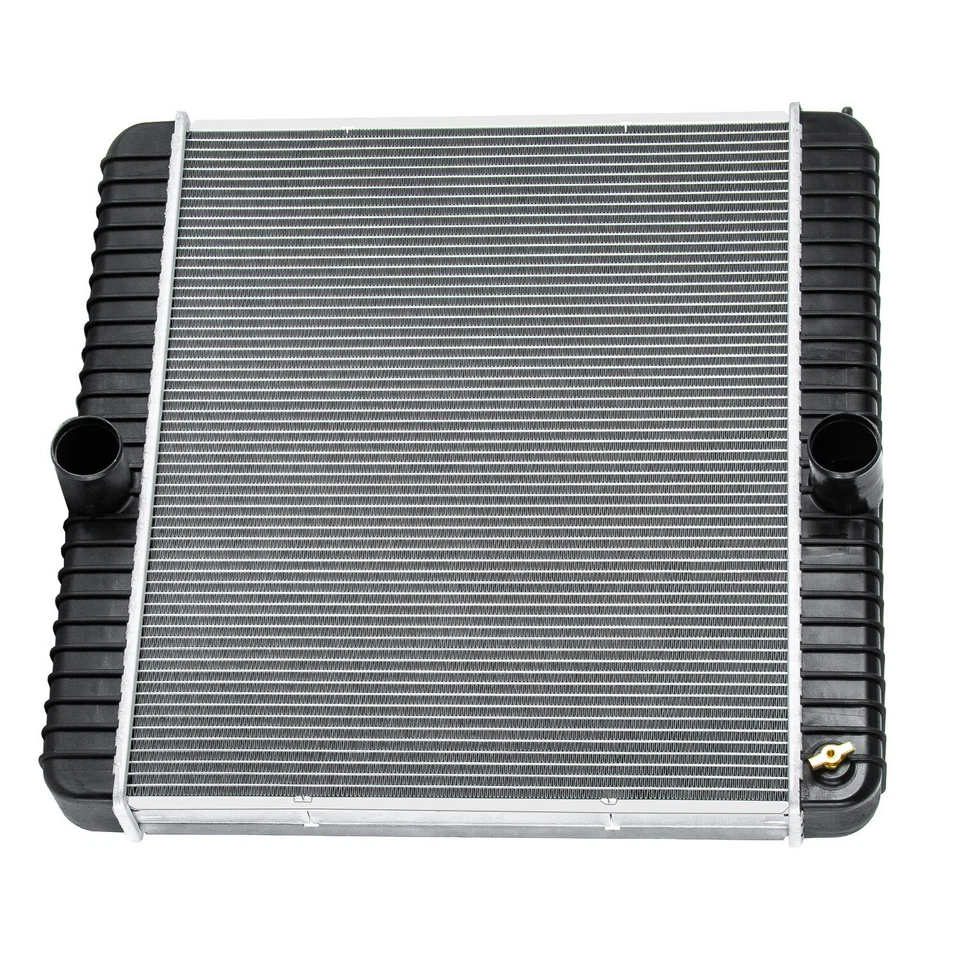 Radiator For Ford F650 F750 04-07/02-07 International Harvester 3200, 4100,4400 - Image 3 of 4