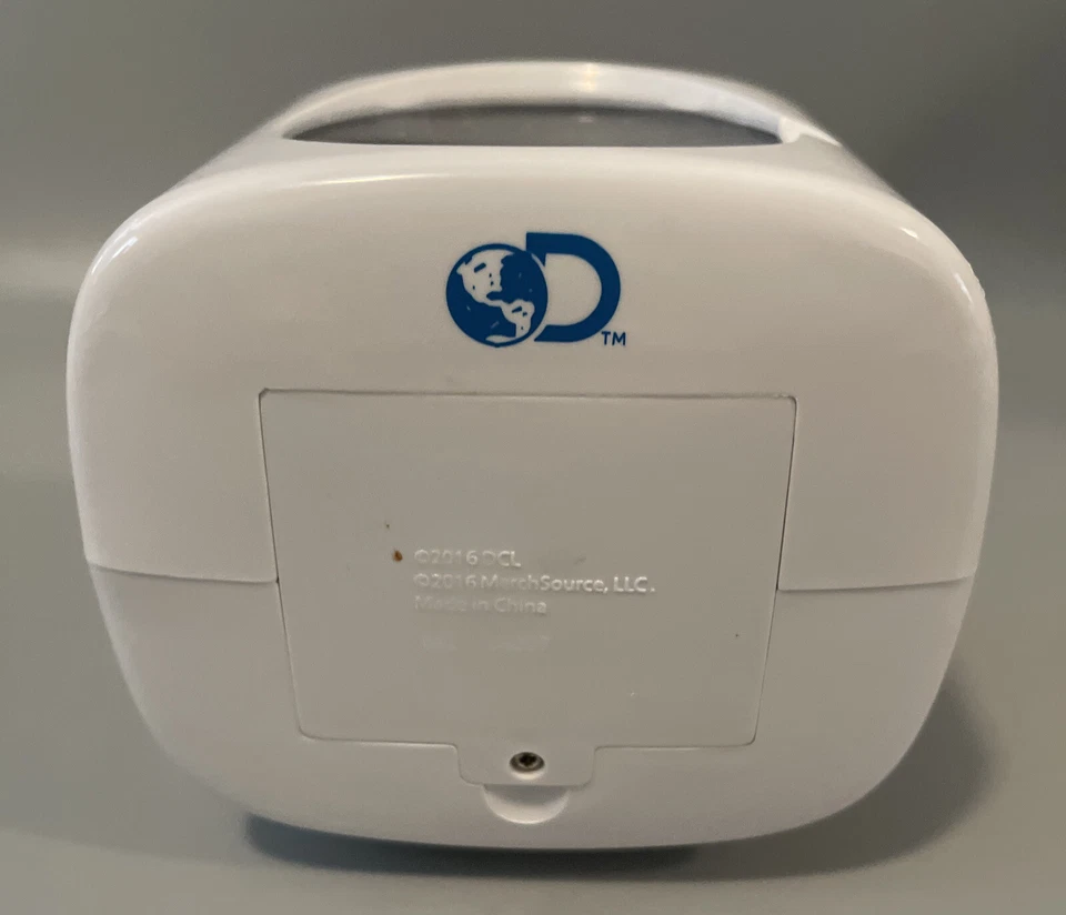 Discovery Kids Projection Alarm Clock Batteries Not Included Not Tested - Image 2 of 3