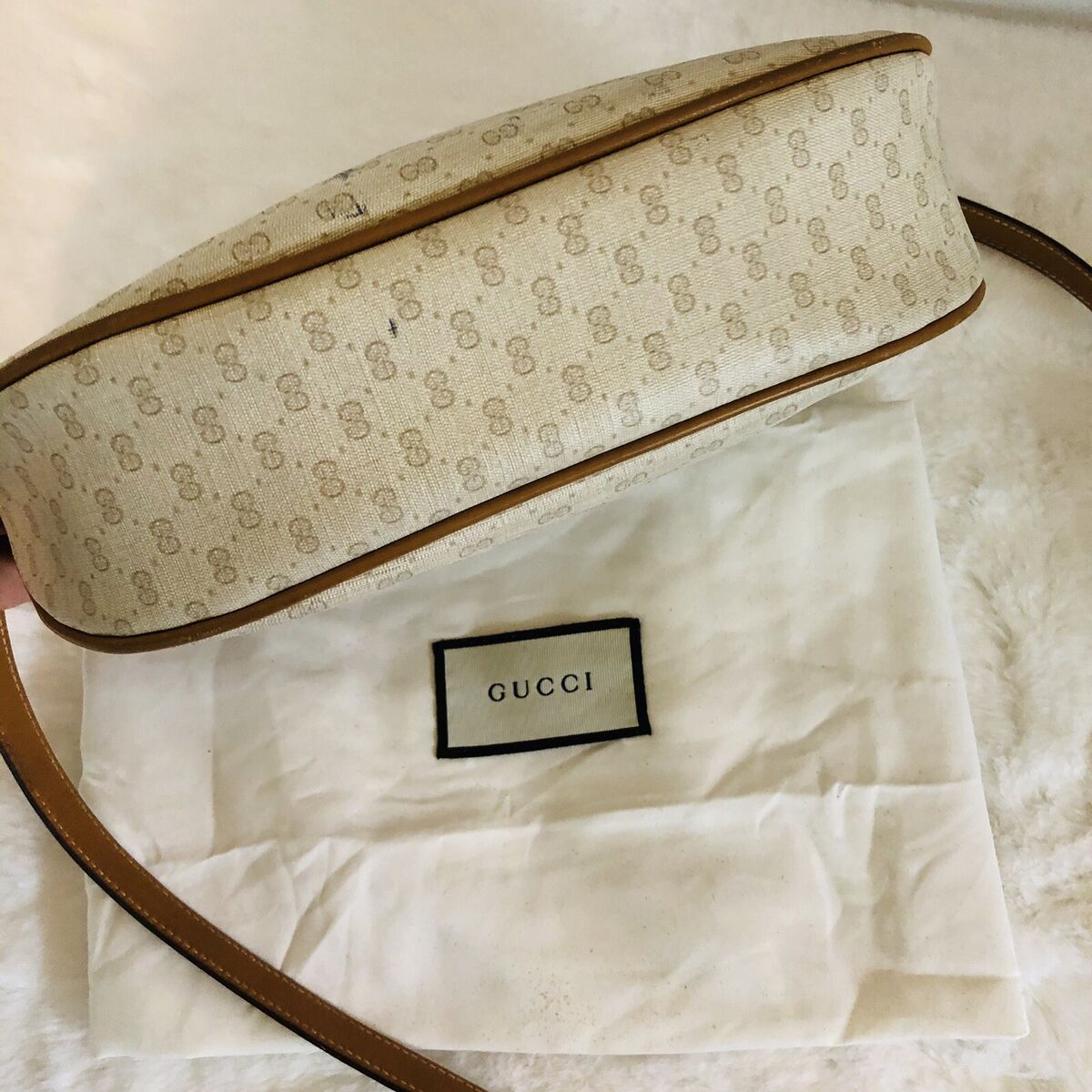 GUCCI GG Guccissima Saddle Tan Cream Crossbody Shoulder