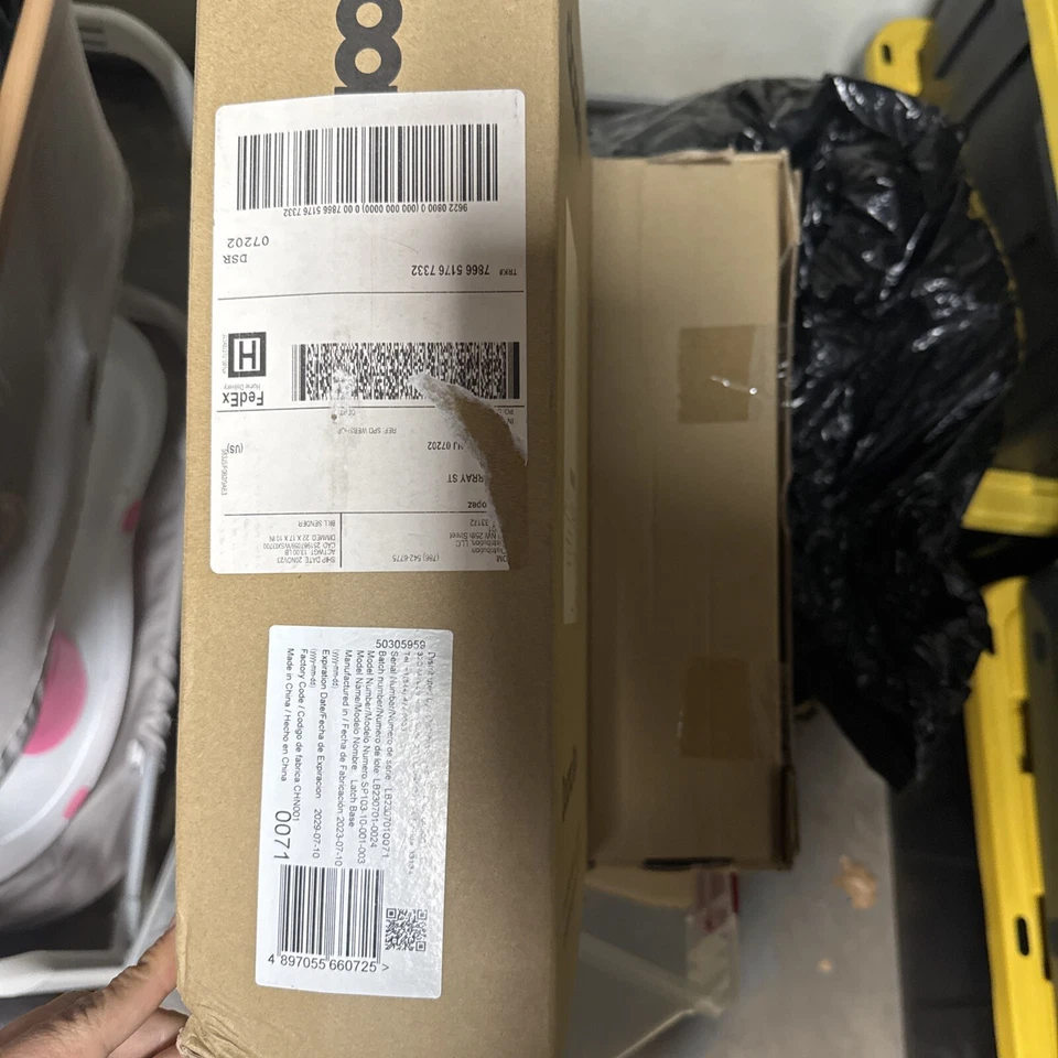 Base de asiento de coche con cierre ajustable Doona orientación trasera para asiento de coche infantil Doona Foto 4 de 4