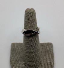 Vintage Marked 925 Sterling Silver Chunky Fish Symbol Ring Size 6, 6.1gr