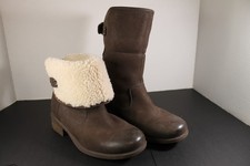 Ugg Women's Aldon water-resistant brown leather boots, sz.7.5