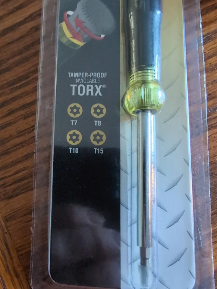 Klein Tools #32585 Pocket 4-IN-1 Electronics Screwdriver Torx - Image 3 of 4