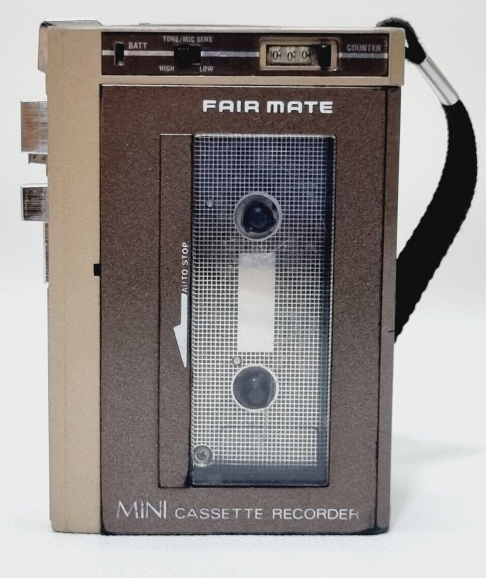 Fair Mate CS-572 Mini Cassette Recorder Player Vintage Walkman
