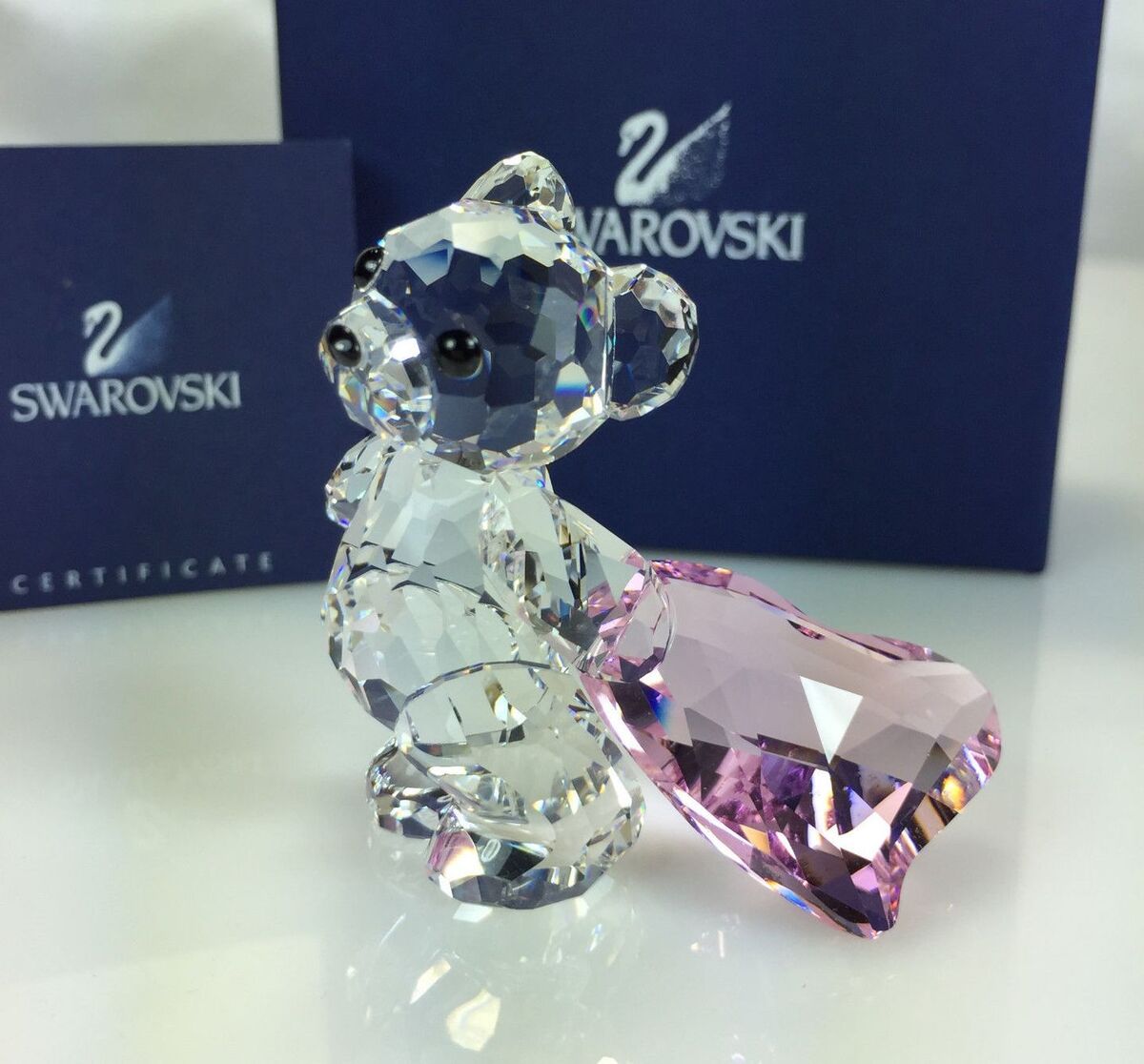 Swarovski Kris Bear With You (Pink Heart) Crystal - 905386 Swarovski Kris Bear With You (Pink Heart) Crystal - 905386