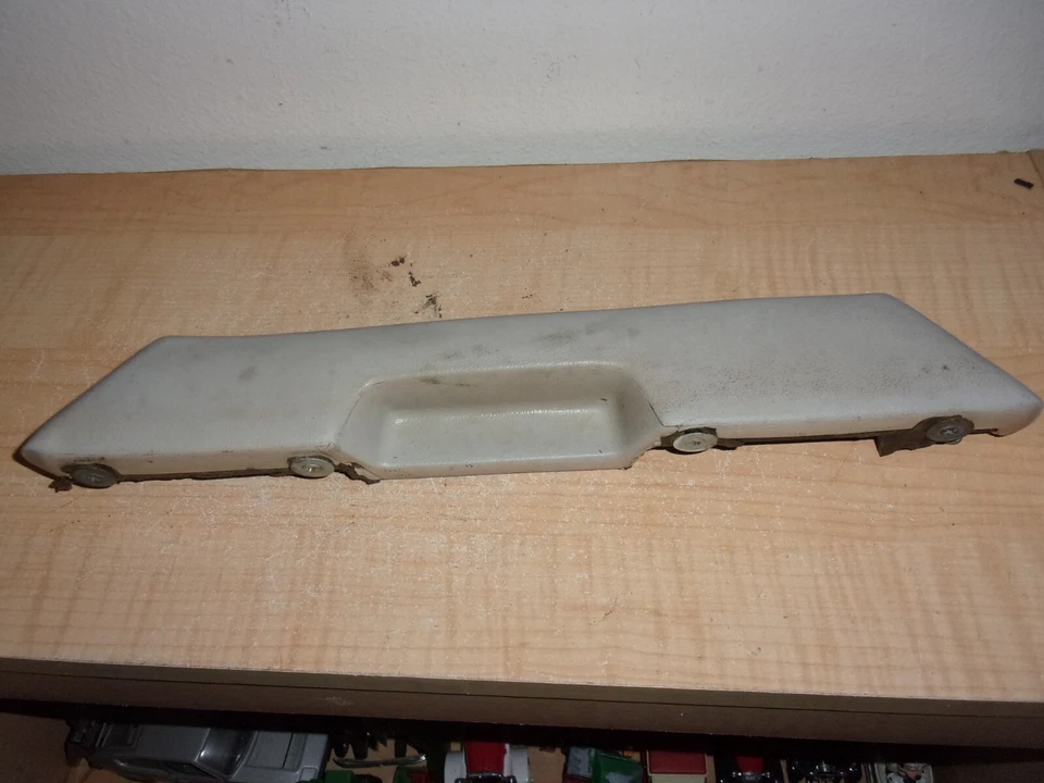 Chrysler Fifth Avenue Fury Diplomat 1983-1989 reposabrazos pasajero derecho tirador de puerta Foto 2 de 4