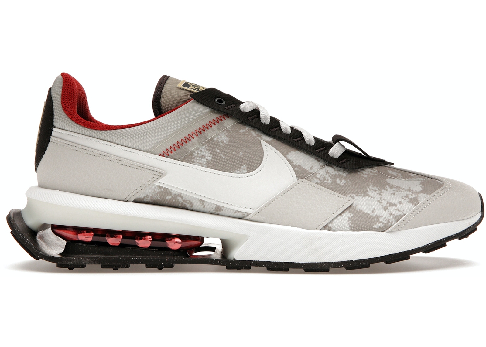 Мужские кроссовки Nike Air Max Pre-Day SE Social FC Хаки Light Bone Summit White DQ4067-200