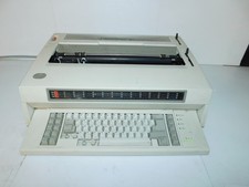 ^^ IBM WHEELWRITER 6 SERIES II TYPEWRITER (LAT32) thumbnail