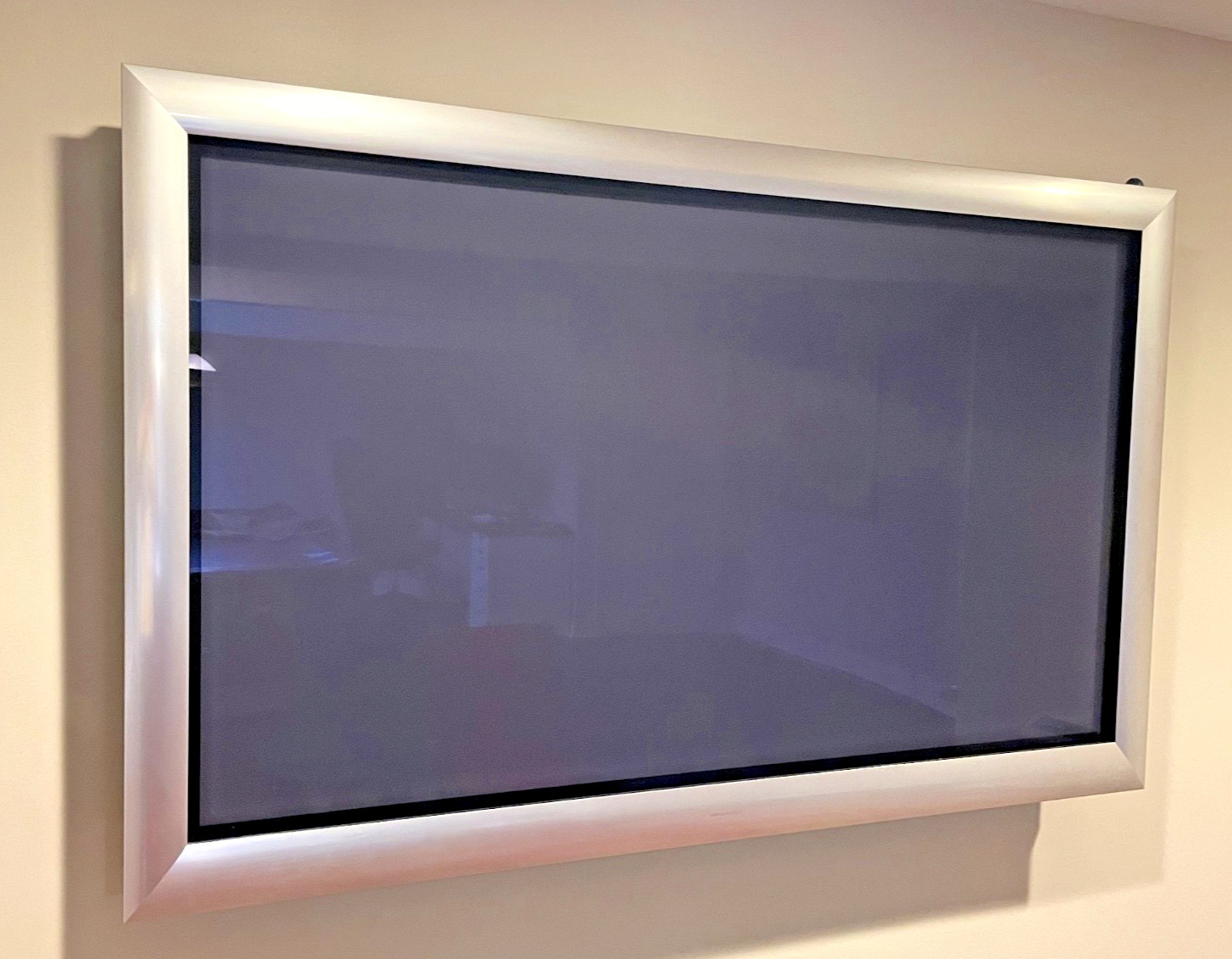 Bang & Olufsen BeoVision 4 - 65 HD Plasma Screen and wall mount & BeoSystem 3