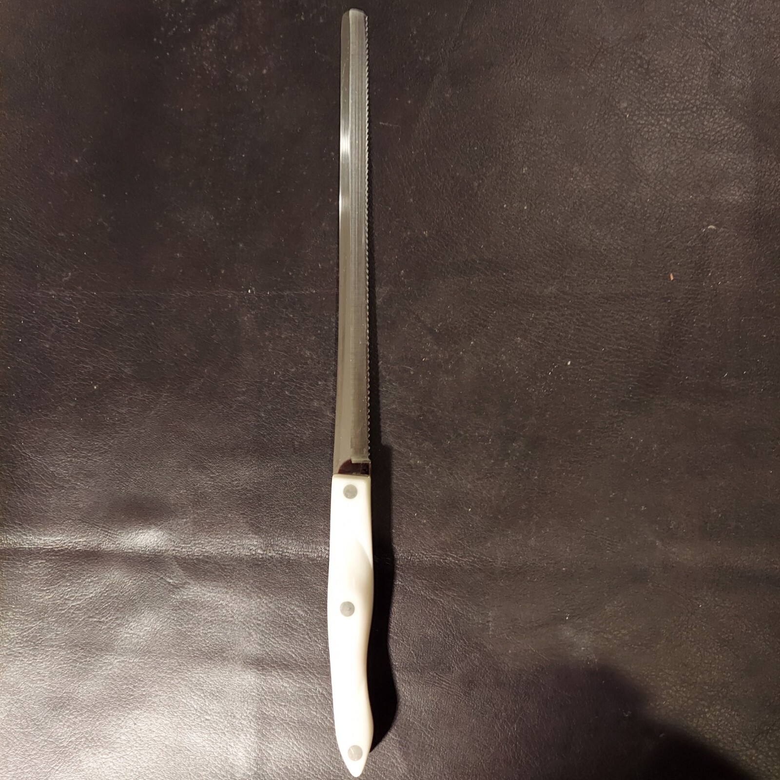 Cutco Galley Set Plus 6 with Block in Pearl White SMT Duty Free