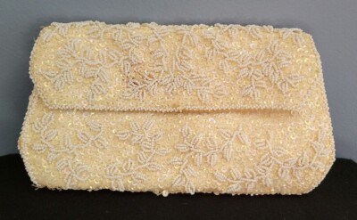 VNTG La Regale LTD Beige/Off White Snap Clutch Beaded Purse 