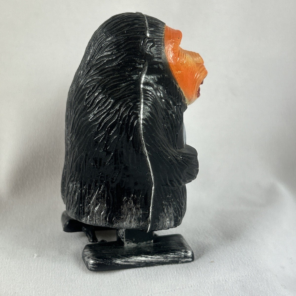 【インパクトページ 】WCP MONKEY KEEP IT REAL Keep It Real, 2000-2002 - Banksy Explained