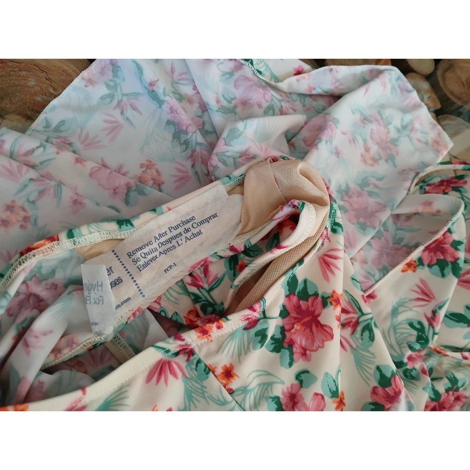 Bettie Page Halter Tropical Floral Hibiscus NWT Swim Dress Size 12 - Image 4 of 4