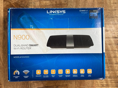 Cisco Linksys EA4500 N900 Dual Band Wi-Fi Wireless Router - New