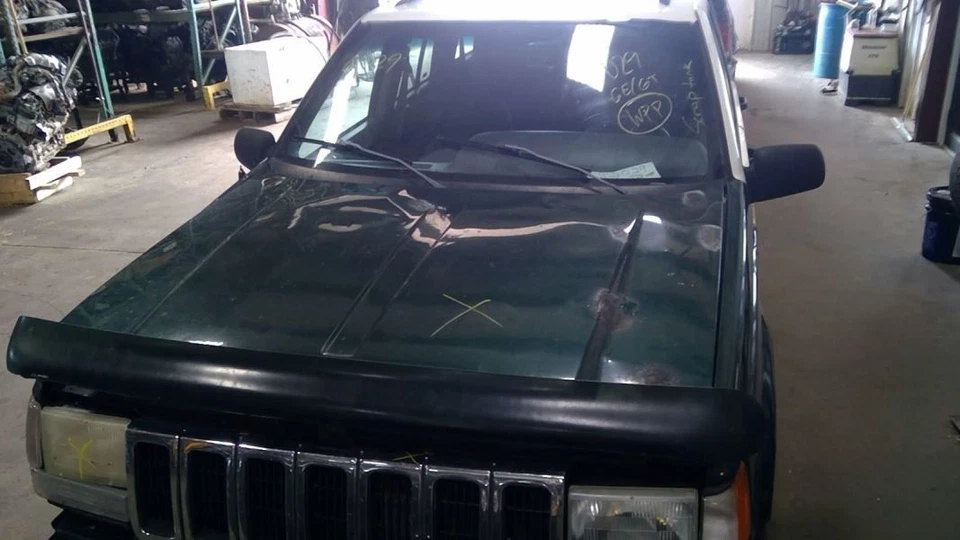 (LOCAL PICKUP ONLY) Driver Left Front Door Glass Fits 93-98 GRAND CHEROKEE 42661 - Imagem 2 de 4