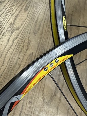 Mavic Ksyrium Equipe 700c Road Bike Wheelset 9-10-11 Speed QR