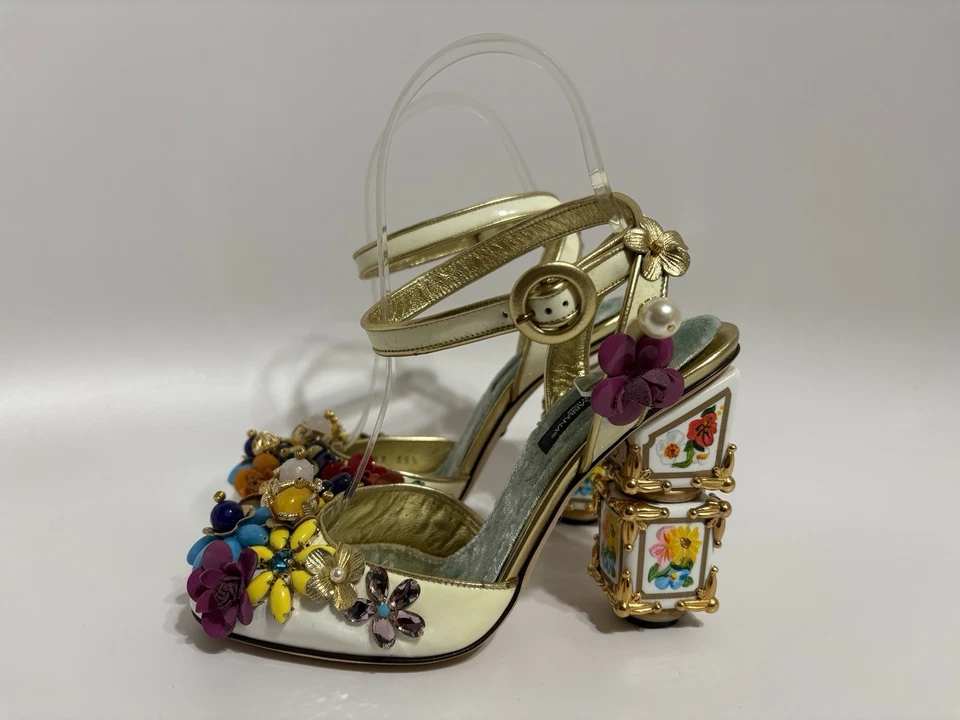 Vtg Dolce & Gabbana White Patent Leather Tile Heels 35.5 - Image 4 of 4