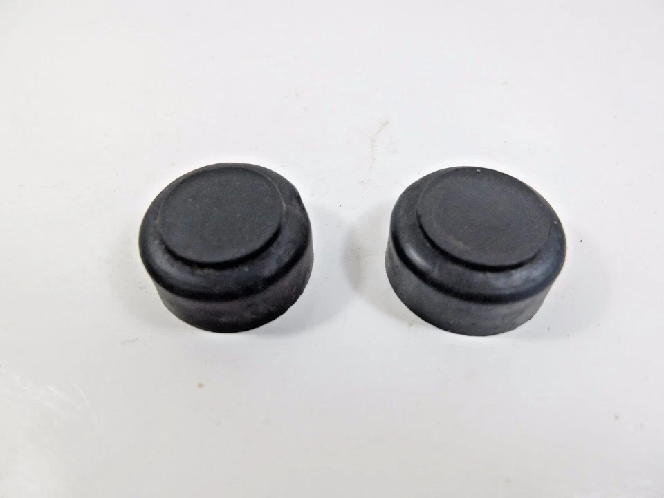 NOS 本田 CB100 CL100 XL100 SL100 CG110 GL100 前油箱橡胶底座一对  — 第 2/4 张图片