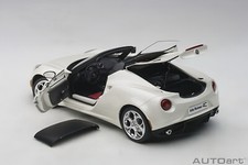 AUTOart 1/18 Scale Alfa Romeo 4C White Diecast Car Model Toy Gift Quick delivery