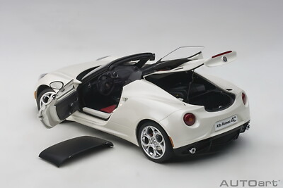 AUTOart 1/18 Scale Alfa Romeo 4C White Diecast Car Model Toy Gift