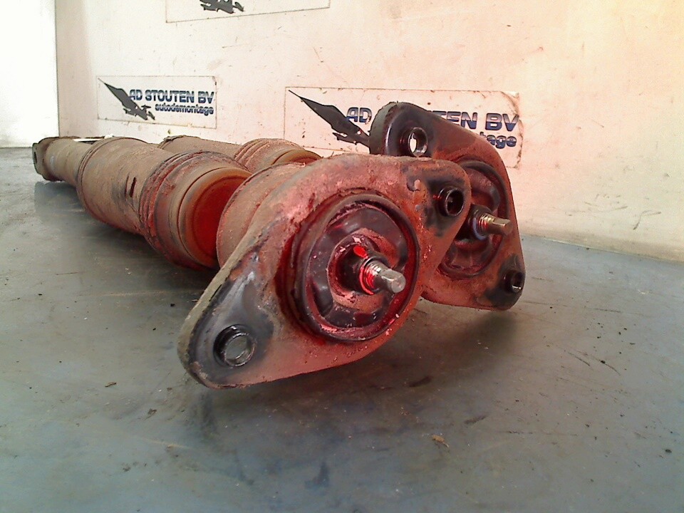 AMORTISSEURS ARRIERE (LA PAIRE) Hyundai iX35 (LM) SUV 2.0 16V (G4KD