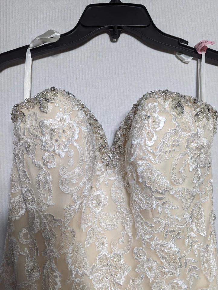 Vestido de novia Allure 9018, plata marfil, talla 10 ver fotos Foto 2 de 4