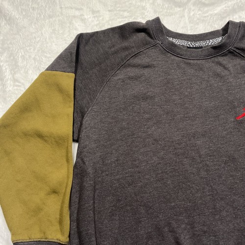 Vintage Nike Air Jordan The Varsity Crew Sweatshirt Size Large 12-13 Years EUC - Picture 3 of 19