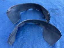 1986-1993 Volvo 240 244 Front Right Left Wheel Well Liner Pair Oem 4312em 1986-1993 Volvo 240 244 Front Right Left Wheel Well Liner Pair Oem 4312em