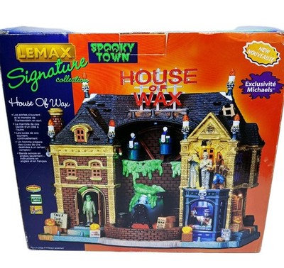 Lemax Spooky Town House Of Wax Signature Collection RETIRED ( Never out of Box