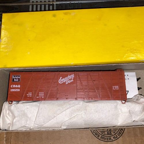 KIT DE EXTREMOS DE MADERA HO PRECISAIL 4002 40' CB & Q 130258 CAJA SIN CONSTRUIR NOS | Zustand: New