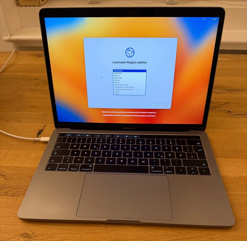 MacMacBook Pro 13” 2017 • 16 GB RAM / 512 GB SSD • funktioniert einwandfrei