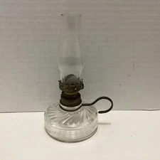 Vintage Clear Mini Oil Lamp with Metal Hook