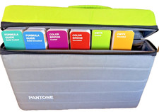 Pantone PLUS Color Guides Set of 6  Zippered Carrying Case 4th printing 2013