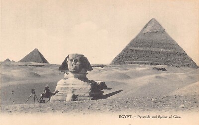 C046 Egypt  Pyramids and Sphinx  of Gyza vintage postcard
