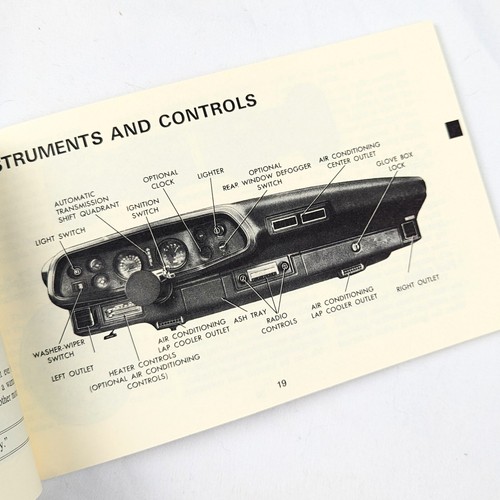 1971 CAMARO Owners Manual Z28, SS Super Sport, Coupe Specifications & Operation - Picture 4 of 8