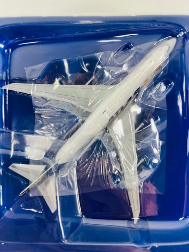 Atlas Air Boeing 747-8F Interactive Gemini Jets GJGTI2204 escala 1:400 con caja - Imagen 9 de 16
