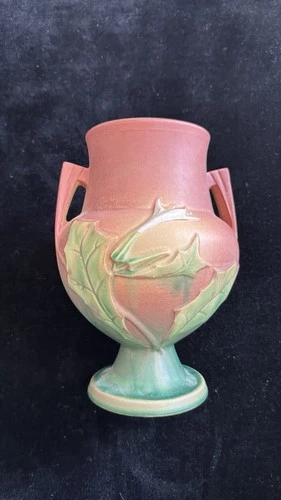 Roseville Pottery Thornapple Vase, Shape 822-10, Pink Ex condition 10"