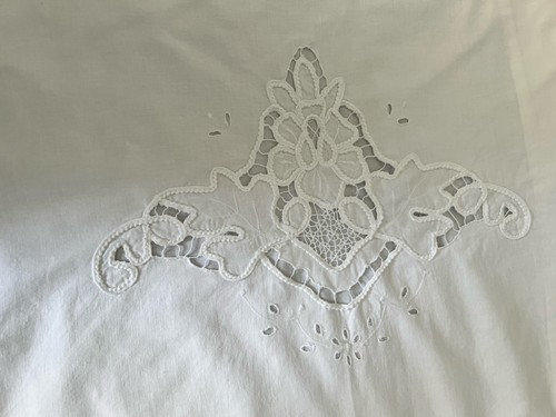 VINTAGE Set of 2 Battenberg Lace Standard White Pillow Cases / Shams 100% Cotton - Picture 7 of 9