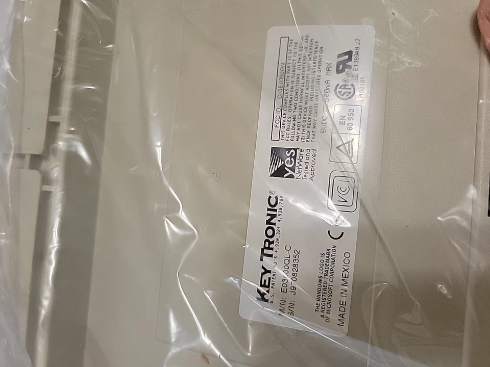 NEW IN BOX NOS Keytronic KT2000 Series AT Keyboard Retro Paperwork - Image 3 of 3